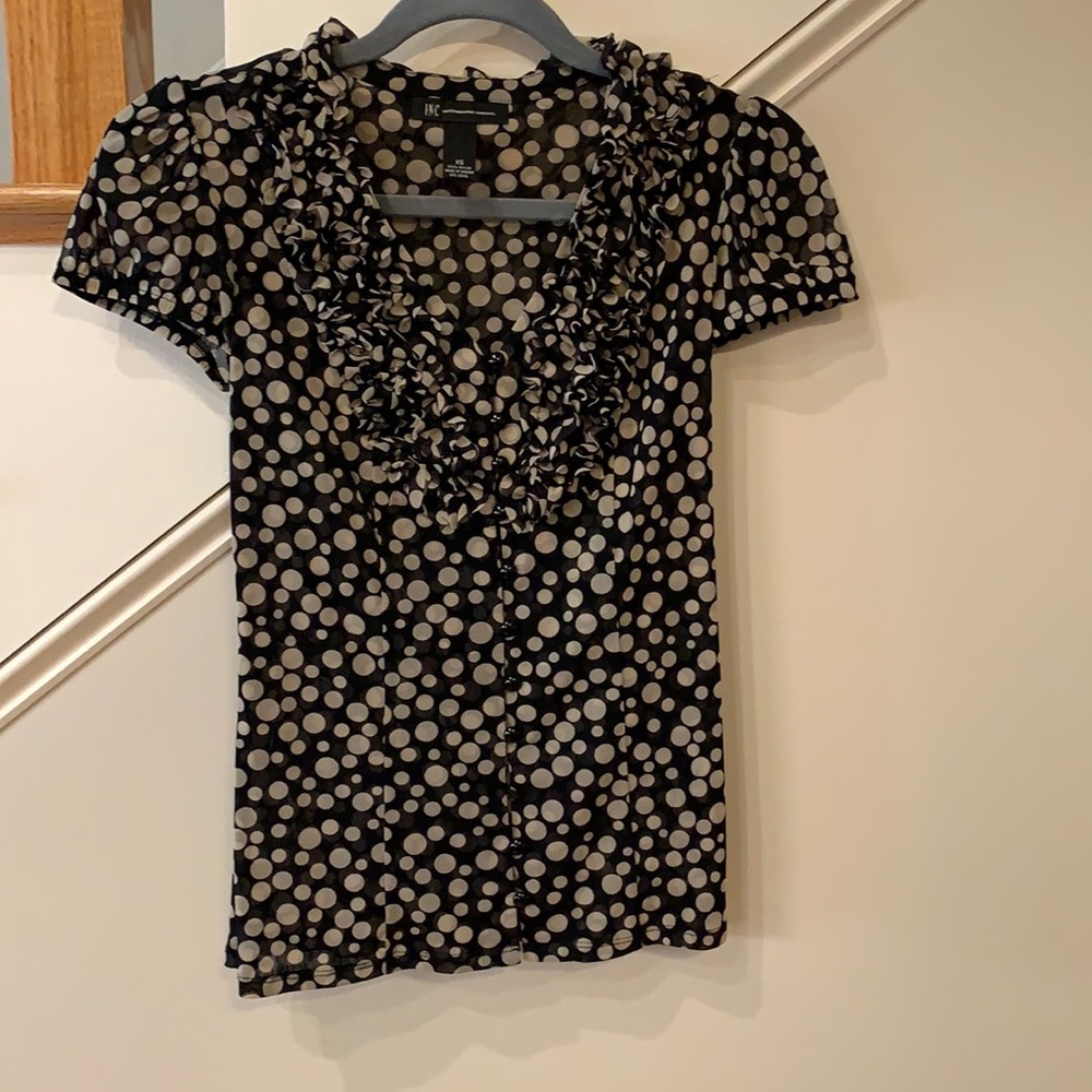 Silk ruffle front dressy short sleeve blouse never worn XS
